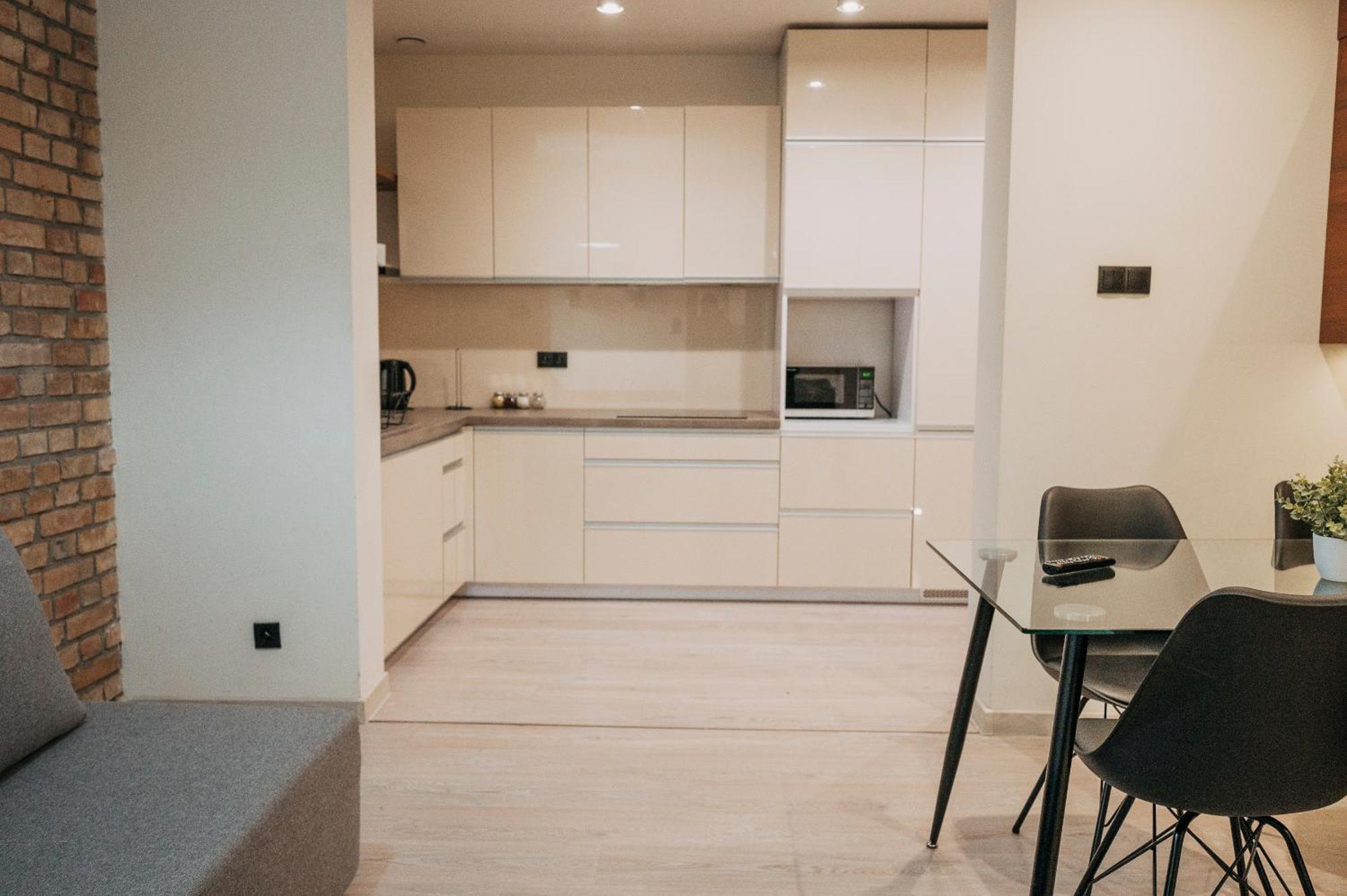 Niron Apartament Kapucynska Piła Buitenkant foto